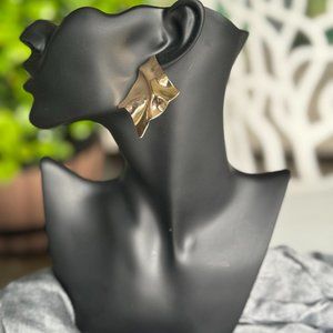 TRENDY GEOMETRIC SQUARE GOLD EARRINGS - STATEMENT EARRING- CHUNKY JEWELRY